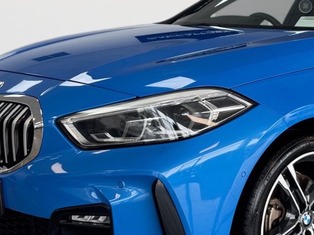 2021 BMW 1-Series - photo 9