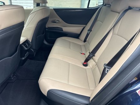 2019 Lexus ES - photo 7