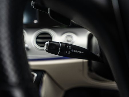 2018 Mercedes-Benz E-Class - photo 22