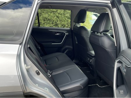 2024 Toyota RAV4 - photo 10