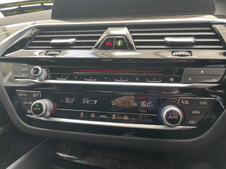 2017 BMW 5-Series - photo 16