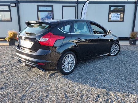 2014 Ford Focus - photo 2