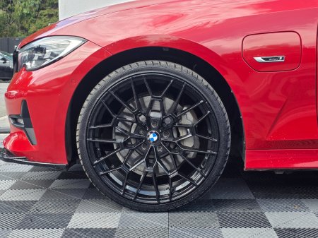 2022 BMW 3-Series - photo 11