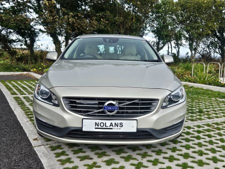 2017 Volvo V60 - photo 2
