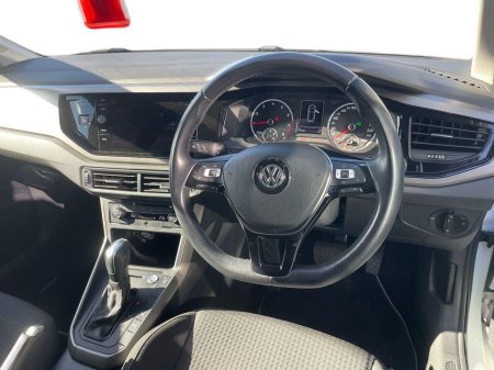 2020 Volkswagen Polo - photo 5