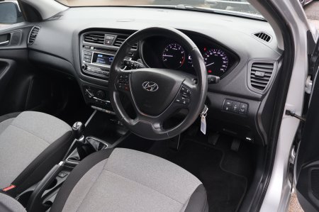 2016 Hyundai i20 - photo 10
