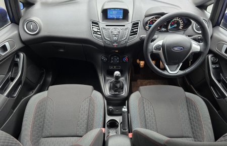 2017 Ford Fiesta - photo 10