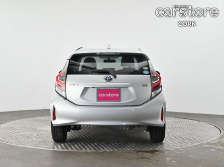2021 Toyota Aqua - photo 4