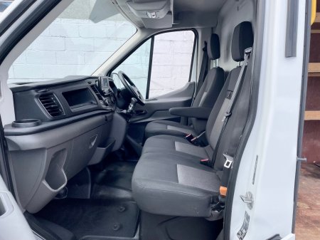 2022 Ford Transit - photo 23
