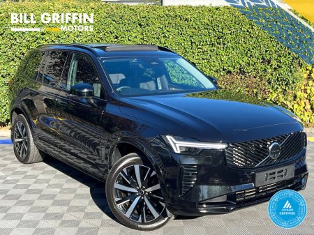 2025 Volvo XC90 T8 PLUS AWD 7-SEATER 2.0 HYBRID // OPENING PAN ROOF // LEATHER HEATED SEATS // 360 PARKING CAMERAS
