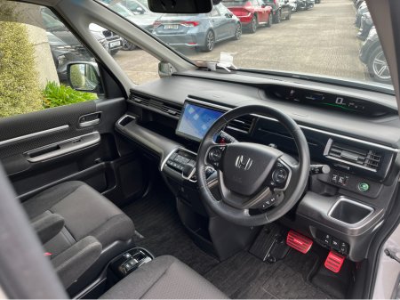 2019 Honda Stepwagon - photo 18
