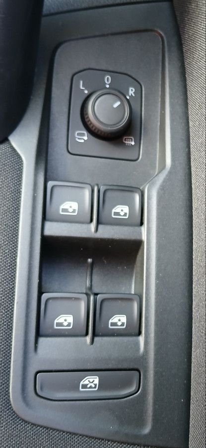 2023 Volkswagen Tiguan - photo 9