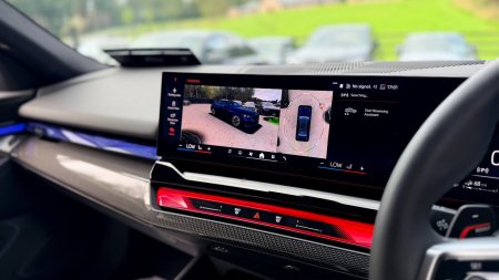 2026 BMW 5-Series - photo 13
