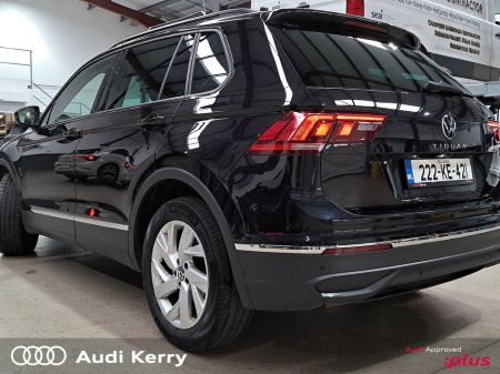 2022 Volkswagen Tiguan - photo 26