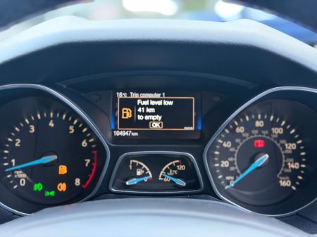 2017 Ford Focus - photo 23