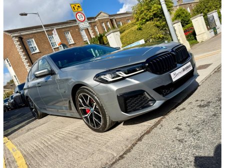 2023 BMW 5-Series - photo 10