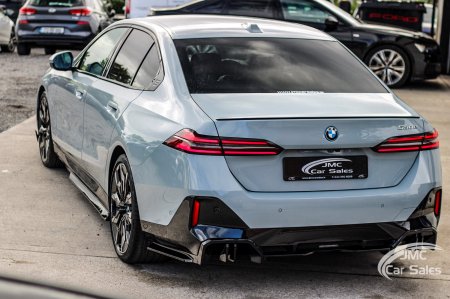2024 BMW 5-Series - photo 13