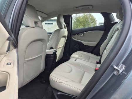 2016 Volvo V40 - photo 20