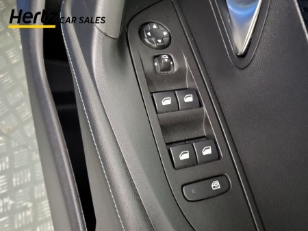 2023 Peugeot 2008 - photo 18
