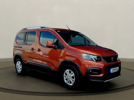 2021 Peugeot Rifter - photo 2
