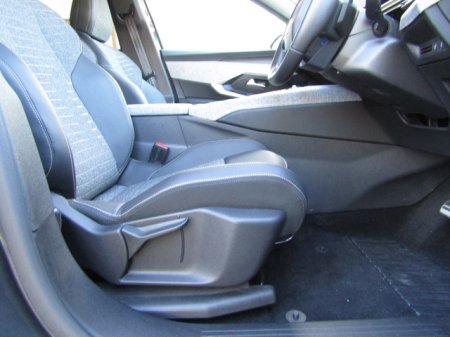 2025 Peugeot 5008 - photo 16