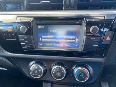 2016 Toyota Corolla - photo 16