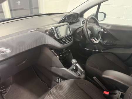 2018 Peugeot 208 - photo 14