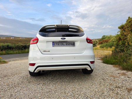 2017 Ford Focus - photo 4