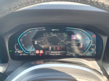 2021 BMW 3-Series - photo 9