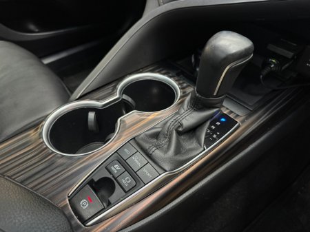 2018 Toyota Camry - photo 12