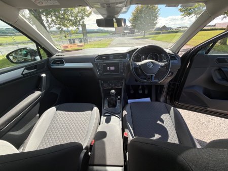 2017 Volkswagen Tiguan - photo 19