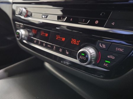 2021 BMW 5-Series - photo 19