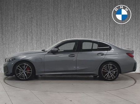 2024 BMW 3-Series - photo 3