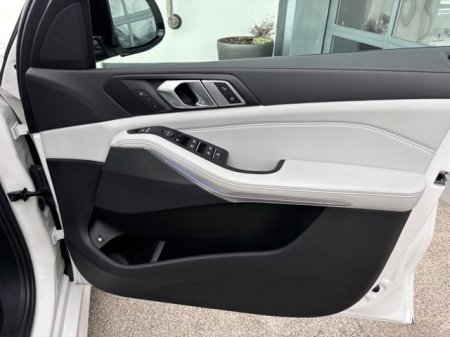 2023 BMW X5 - photo 10
