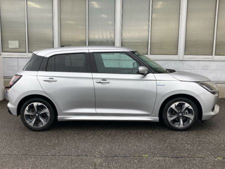 2025 Suzuki Swift - photo 3
