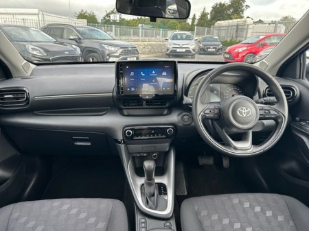 2024 Toyota Yaris - photo 8