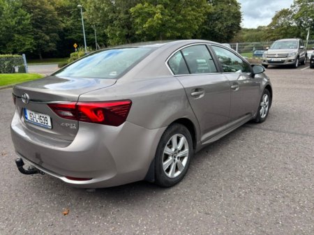 2015 Toyota Avensis - photo 7