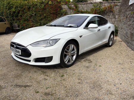 2015 Tesla Model S - photo 5