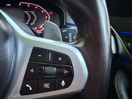 2021 BMW 5-Series - photo 24