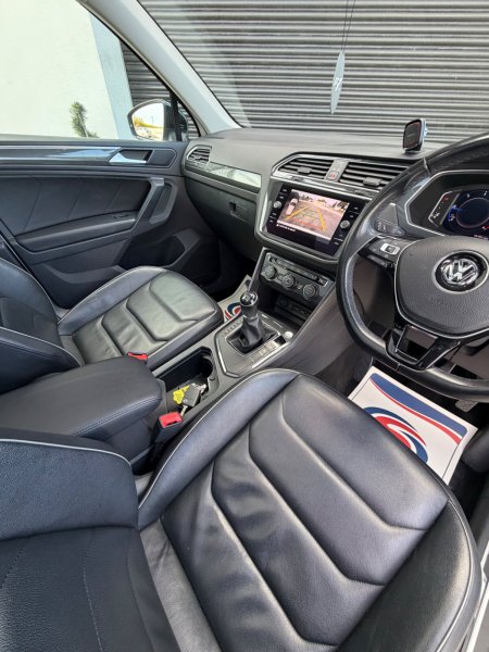 2020 Volkswagen Tiguan - photo 19