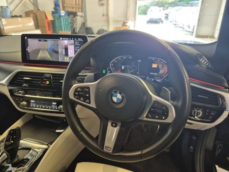 2021 BMW 5-Series - photo 12