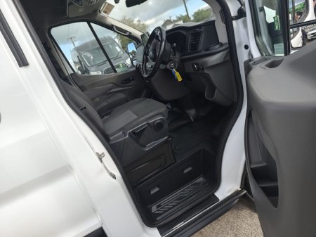 2020 Ford Transit - photo 13