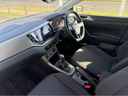 2020 Volkswagen Polo - photo 2