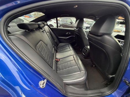 2021 BMW 3-Series - photo 9