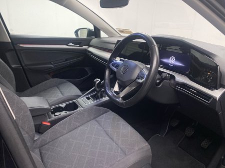 2024 Volkswagen Golf - photo 6