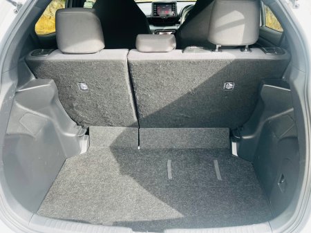2020 Toyota Yaris - photo 13