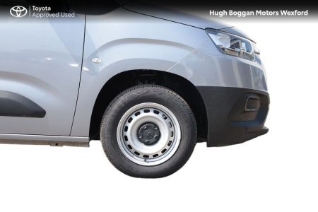 2024 Toyota Proace City - photo 12