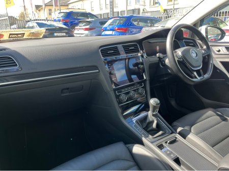 2020 Volkswagen Golf - photo 31
