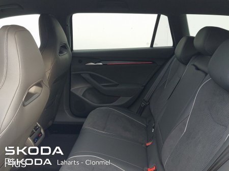 2026 Skoda Superb - photo 7