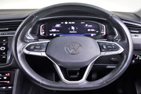 2024 Volkswagen Tiguan - photo 17